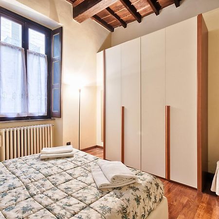Palazzo Di Citta Elegant Apartment Turin Exterior foto