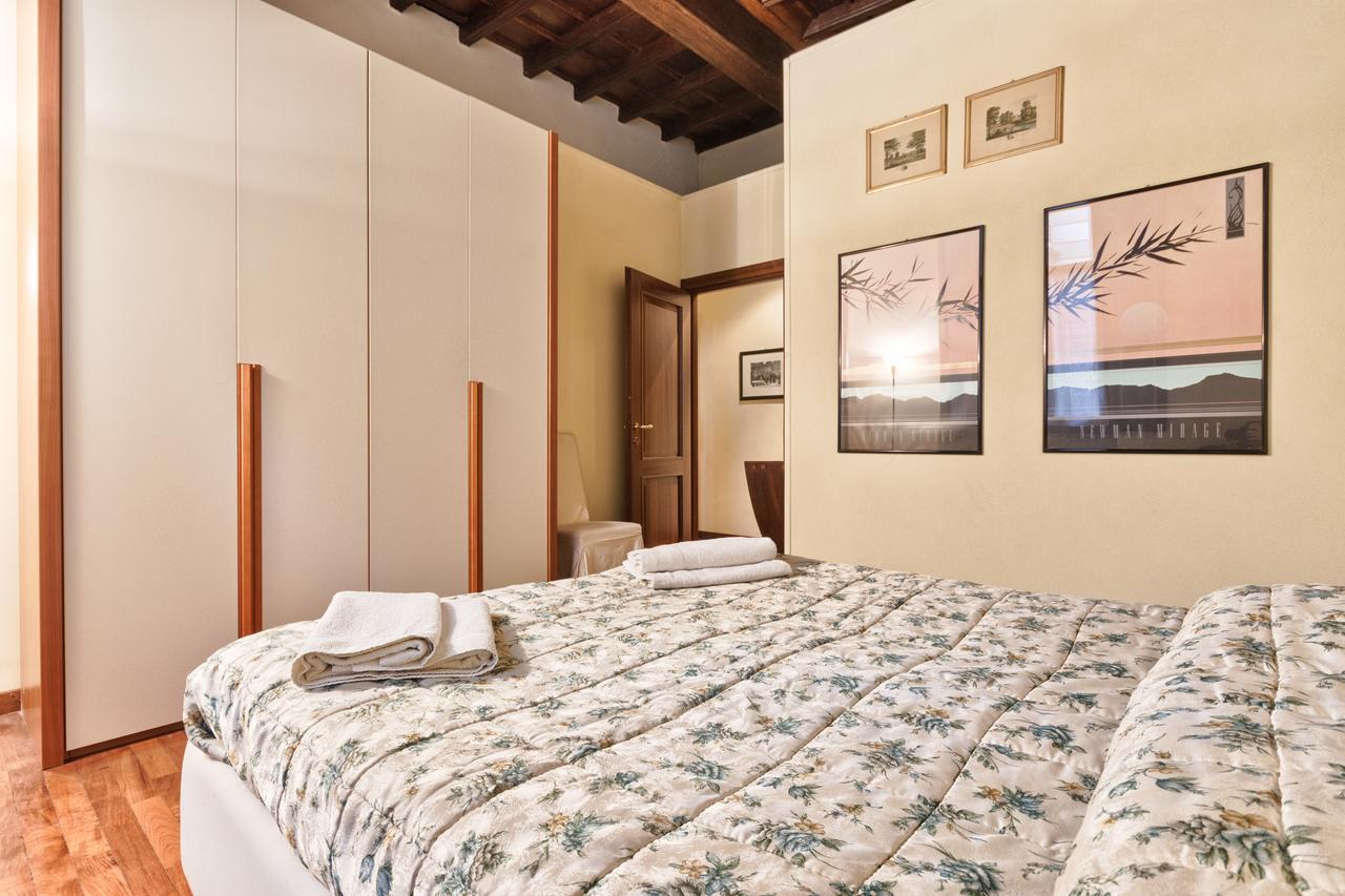 Palazzo Di Citta Elegant Apartment Turin Exterior foto